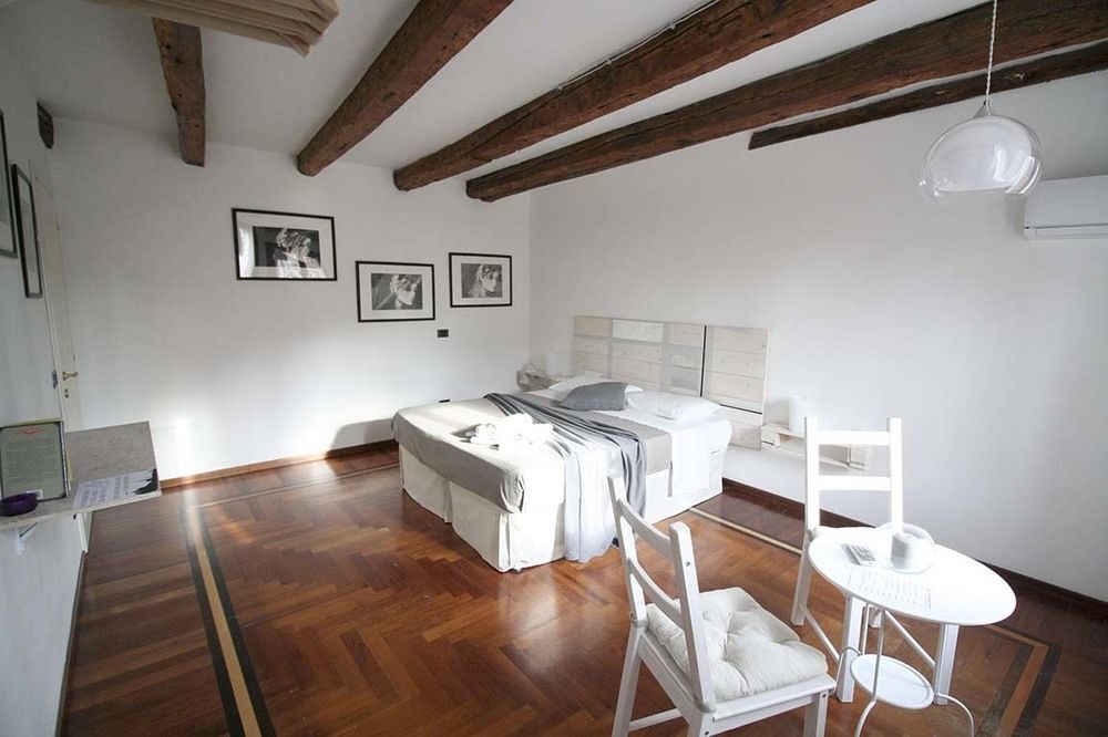 Ai Sognatori Bed & Breakfast Venice Exterior photo